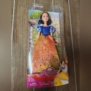 Snow White Disney Princess